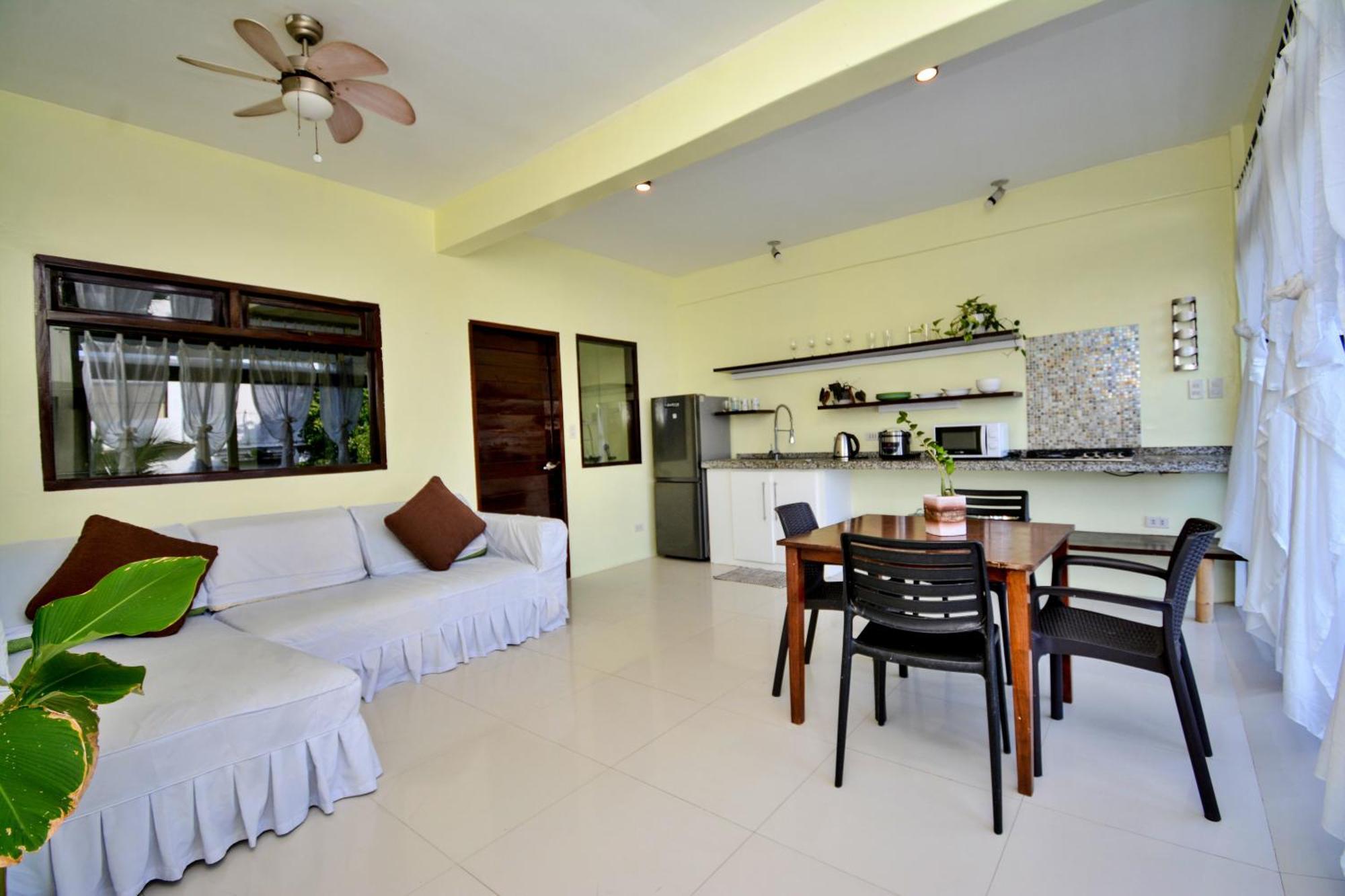 Babosam Apartments Boracay Island Exterior photo